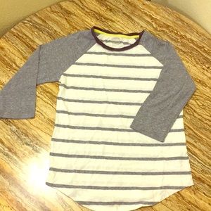 Half-sleeve old navy bluish grey tee